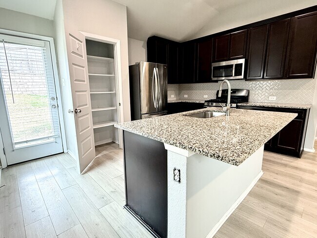 Building Photo - 5629 Corso Ct