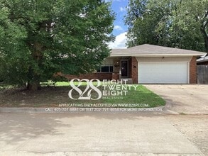 Building Photo - 729 E Bouse Dr