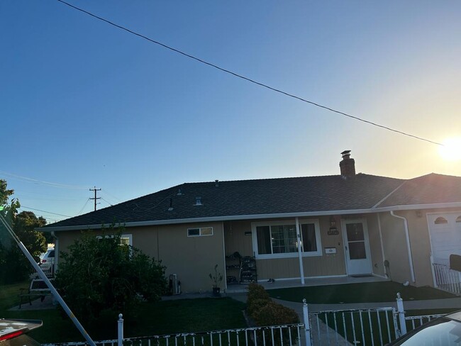 Foto del edificio - 37733 Arlene Ct