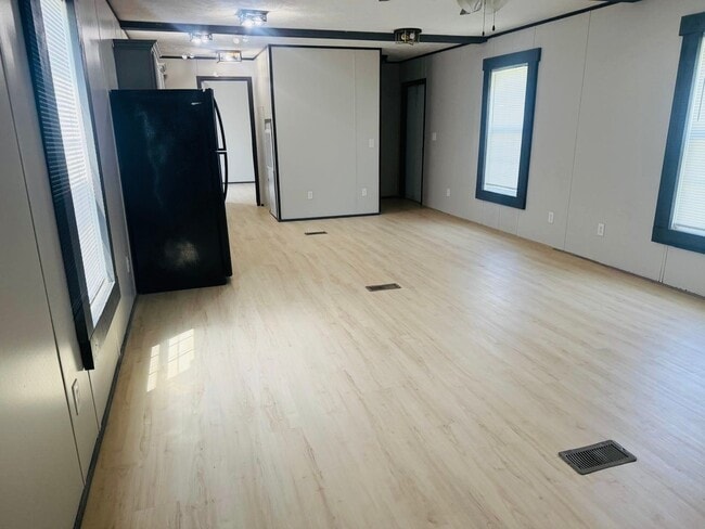 Building Photo - 2101 Ladnier Rd
