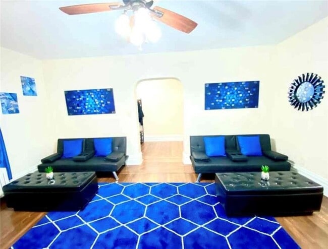 Photo - 224 S Pacific Ave Apartment