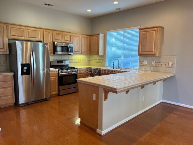 Foto del edificio - 4725 Dandelion Loop