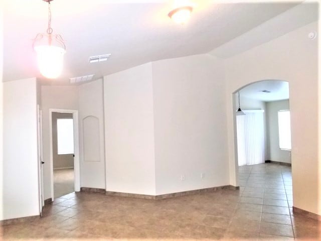 Building Photo - 6380 E Butte Stone Dr