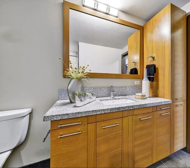 Foto del edificio - 530 E 84th St