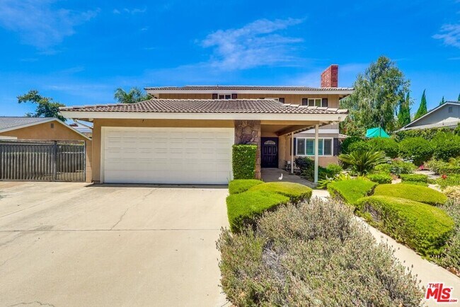 Building Photo - 687 Mt Carmel Dr