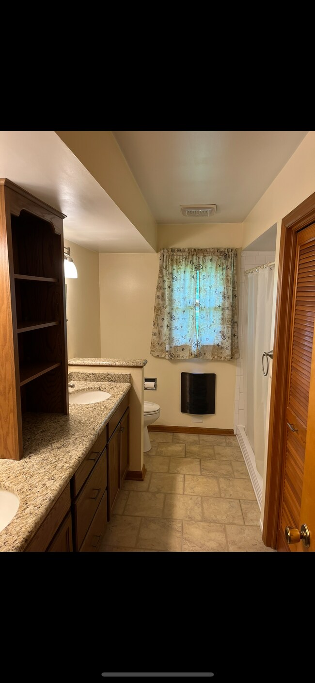 Foto del edificio - 5044 Jolly Rd