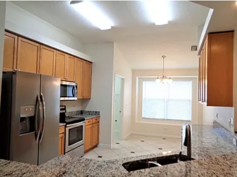 Building Photo - 3704 Lockridge Dr