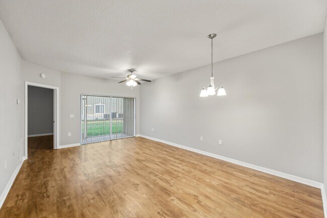Building Photo - 9516 Amberdale Ct