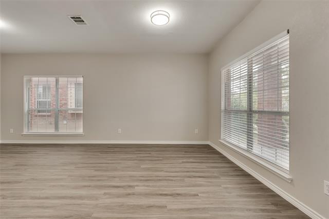Building Photo - 5905 Saddle Clb Trl