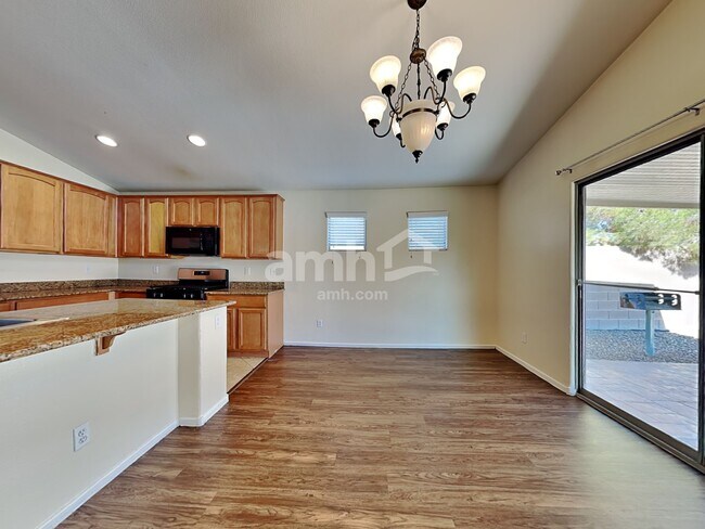 Building Photo - 5828 Michael Dean St