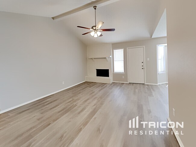 Foto del edificio - 7500 Cedarhill Road Watauga TX