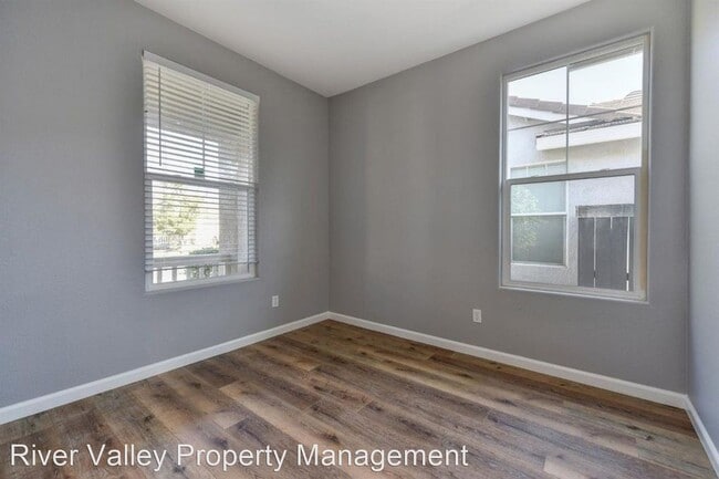 Building Photo - 3 br, 2 bath House - 1844 Dawnelle Way