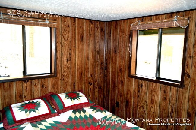 Building Photo - Furnished Apartment
