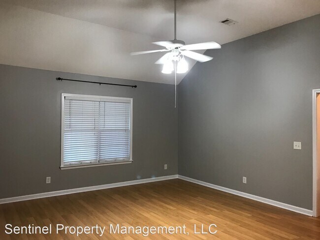 Building Photo - 3 br, 2 bath House - 105 Sanders Ct
