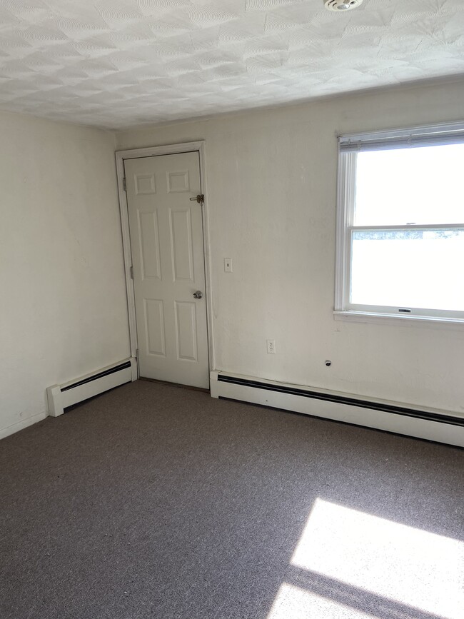 bedroom - 57 Frances St