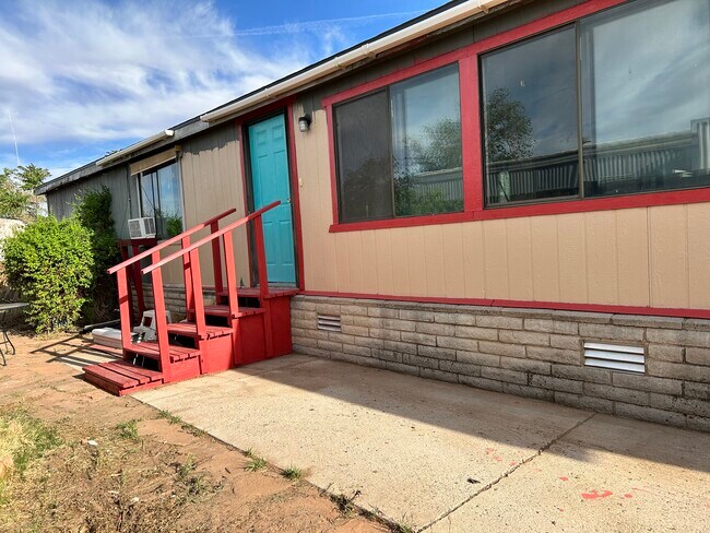 Foto del edificio - 917 Castle Rock St