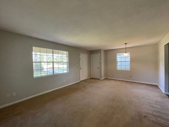 Foto del edificio - Home For Rent