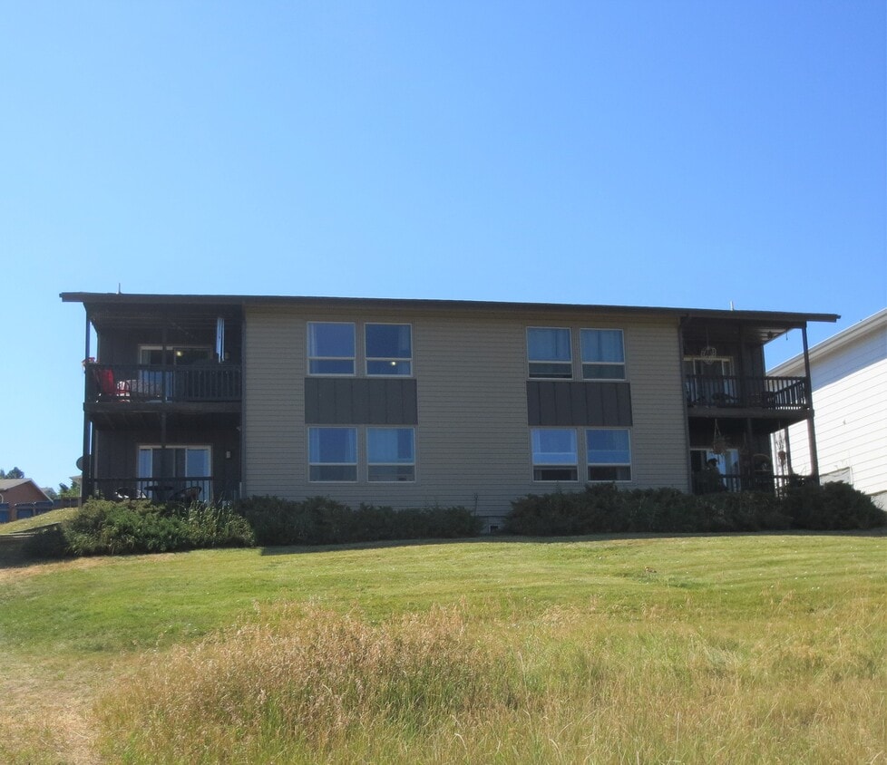 2224 W Foothills Dr Unit 1, Missoula, MT 59803 Apartments in Missoula