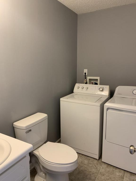 Foto del edificio - 127 Woodberry Dr