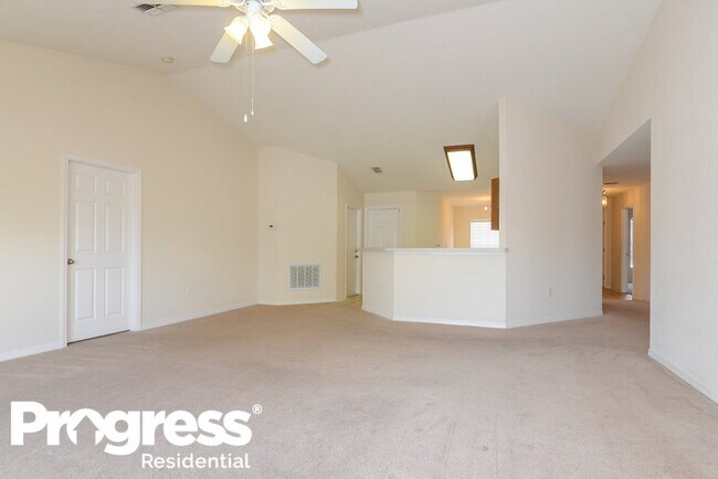 Foto del edificio - 5238 Woodridge Ln