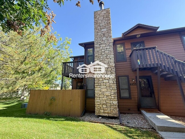Building Photo - 6233 Willow Ln
