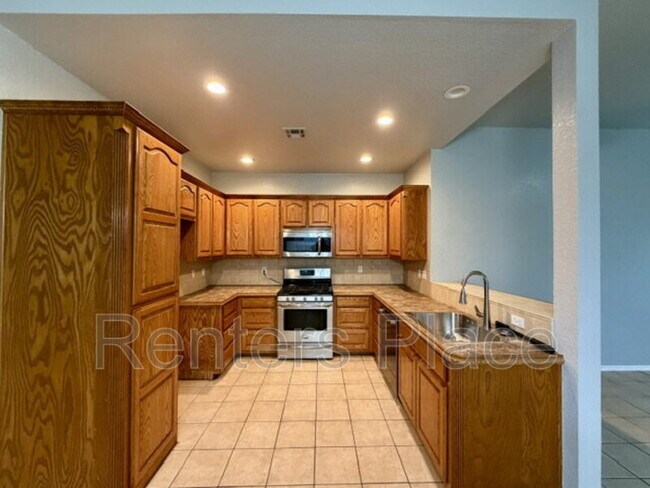 Foto del edificio - 12169 N 107th E Pl