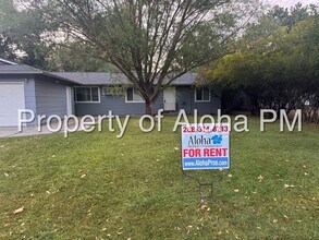 Building Photo - 1760 S Barlow Ln