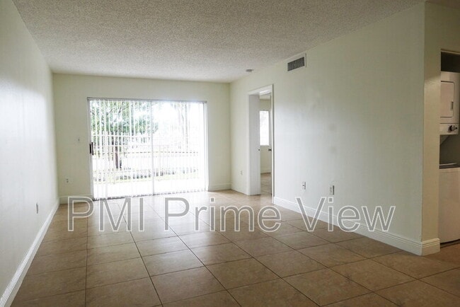 Foto del edificio - 15241 SW 80th St