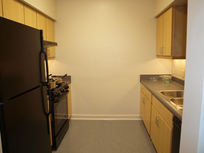 Building Photo - Claiborne Square Senior Apartments