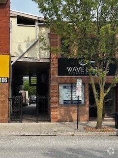 Building Photo - 108 Christina St N