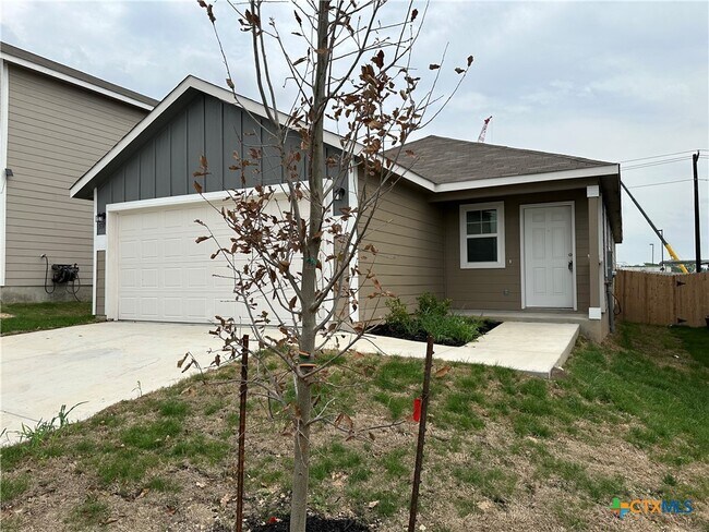 Building Photo - 537 Autumn Blaze