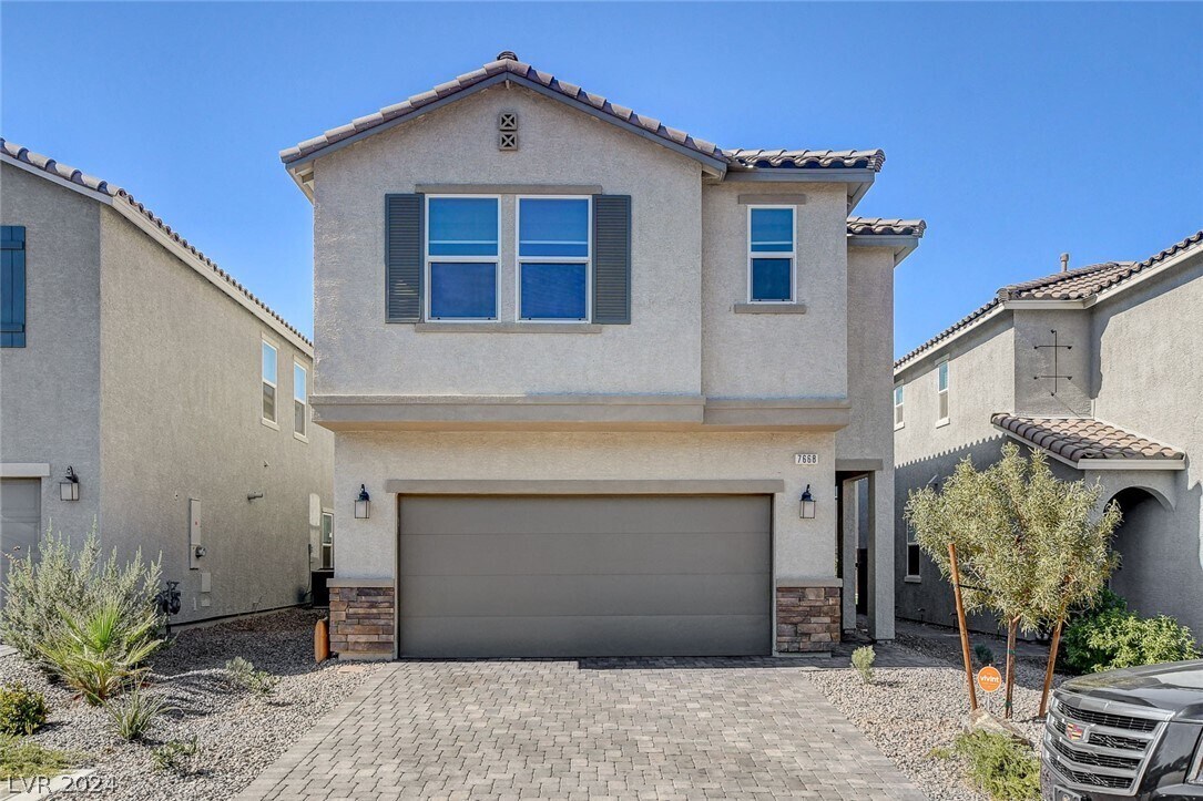 Primary Photo - 7668 Mojave Wind Ave