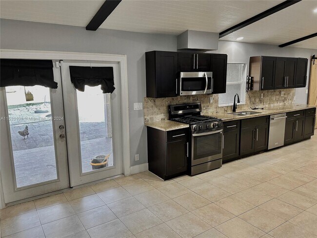 Building Photo - 15696 Ferris Pl