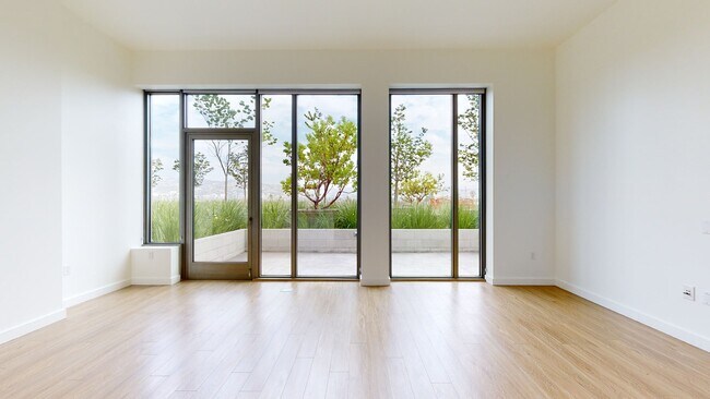 Interior Photo - Vision on Wilshire