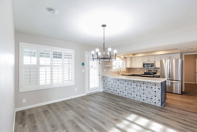 Foto del edificio - 8402 S 15th Way