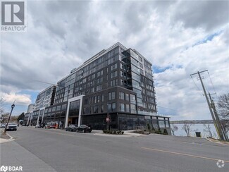 Building Photo - 185 Dunlop St E