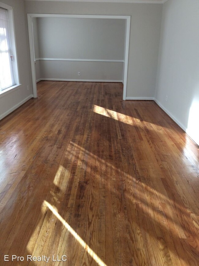 Building Photo - 6 br, 3 bath House - 2797 Benjamin E Mays ...