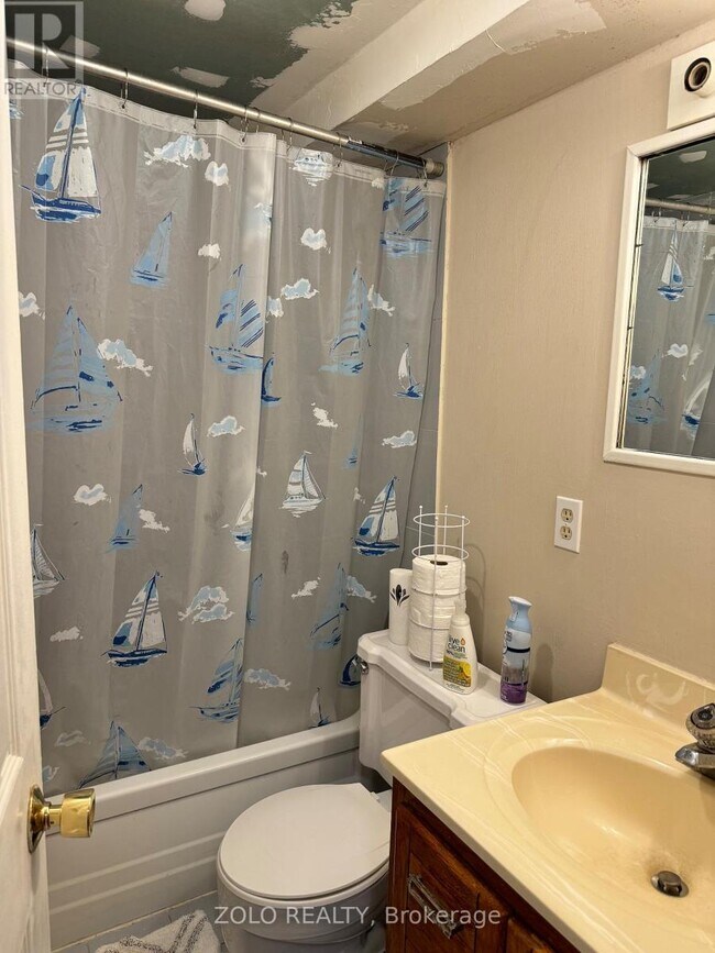 Building Photo - 148 Newton Dr