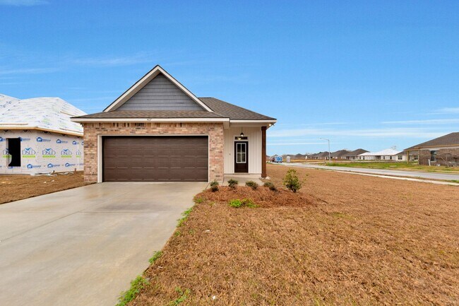 Building Photo - 407 Grassy Meadows