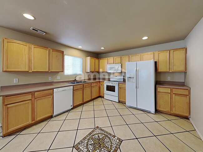 Building Photo - 832 S 1660 W