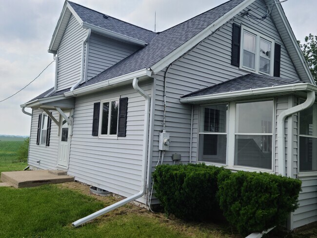 Foto del edificio - 5078 S Clover Rd
