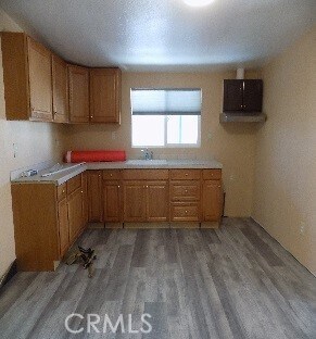 Foto del edificio - 10971 Wells Ave