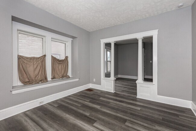 Foto del edificio - 2307 Garden Ave