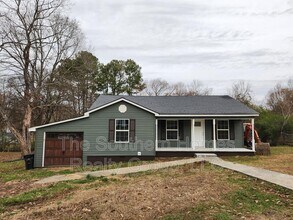 Building Photo - 116 Shryer Rd