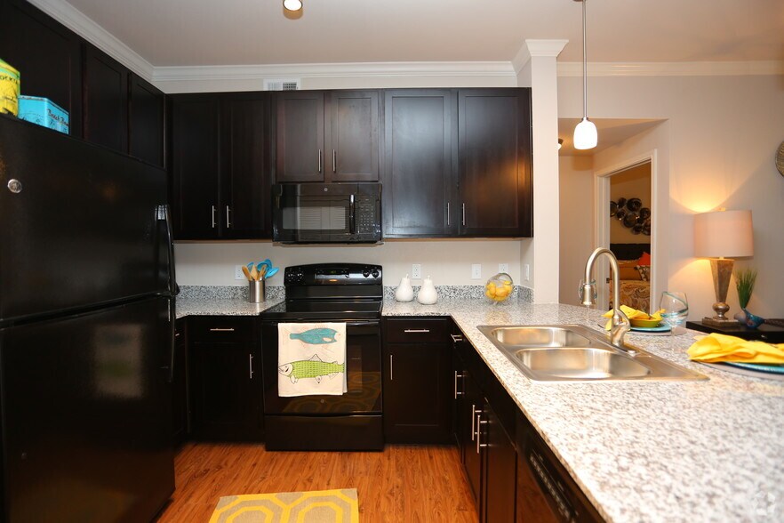 Luxury Apartments Kitchen Home Design Plan Cascadia Luxury Apartment Homes Als San Antonio Tx Apartments Com Kitchen