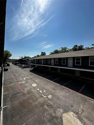 Foto principal - 422 S Crockett St