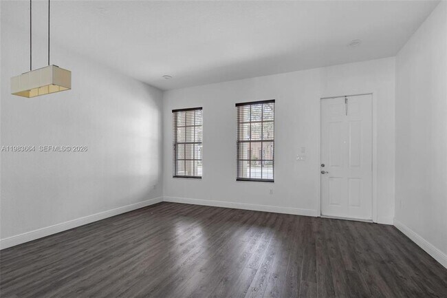 Foto del edificio - 624 SW 147th Ave