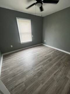 Foto del edificio - 1012 W Lullwood Ave