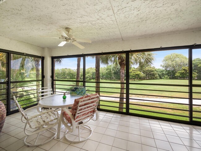 Foto del edificio - 11213 Aspen Glen Dr