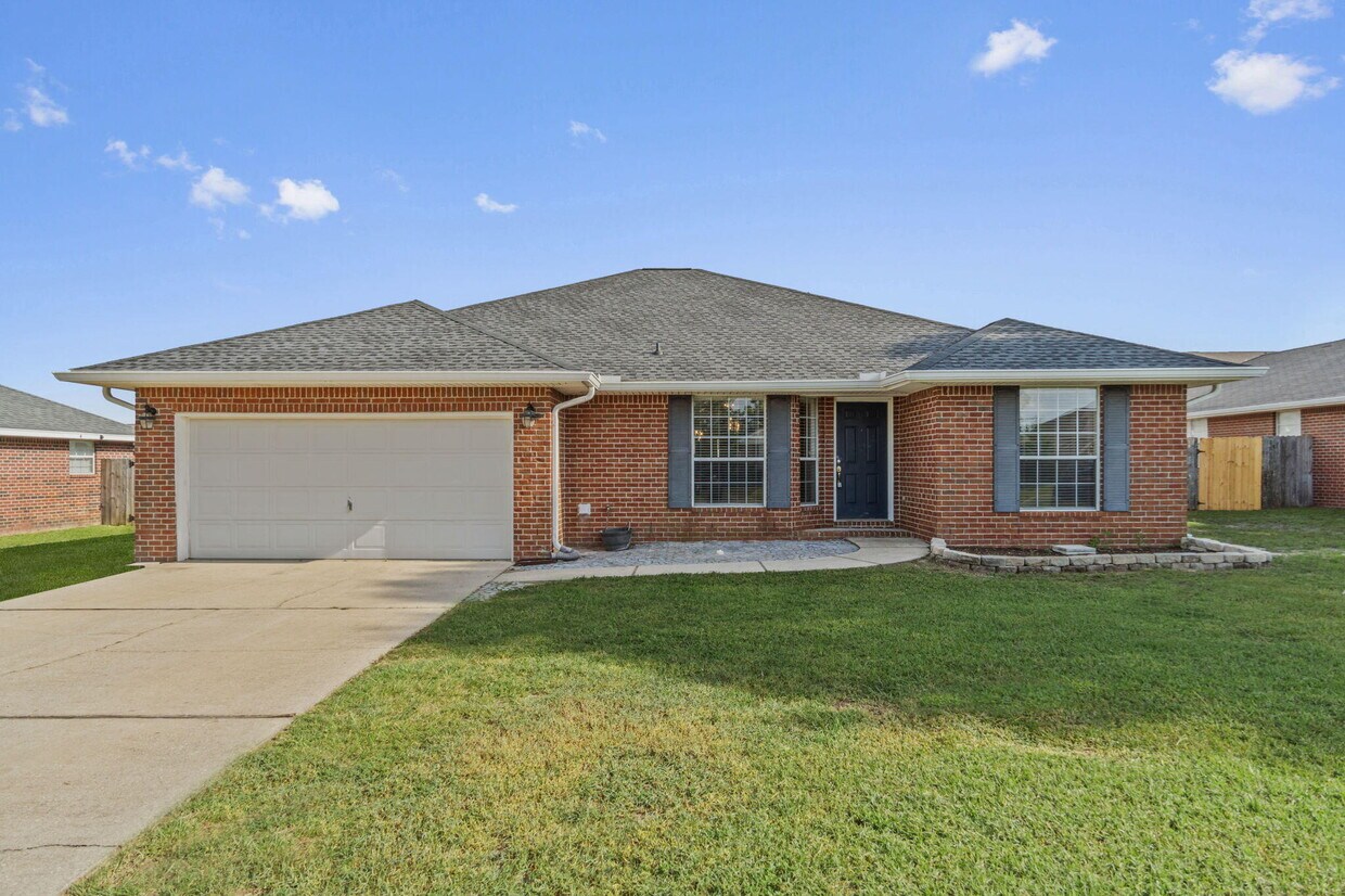 Foto principal - 203 Citadel Ln